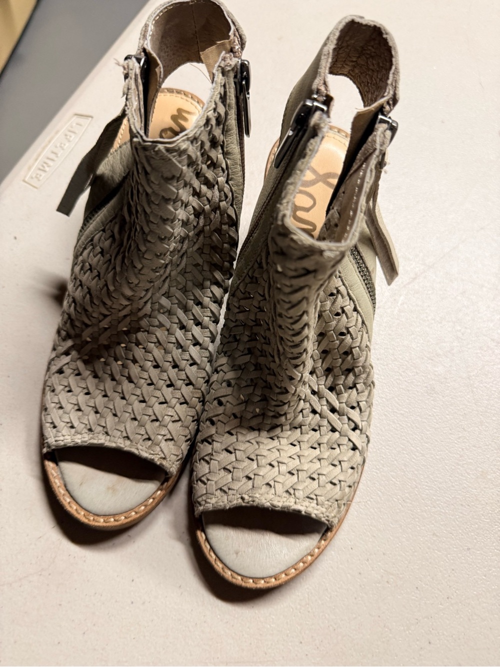 Soft leather weave